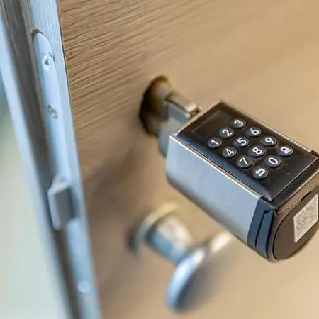 Hyper Termini بيت ضيافة