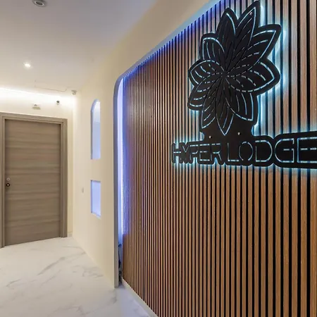 بيت ضيافة Hyper Termini 4*